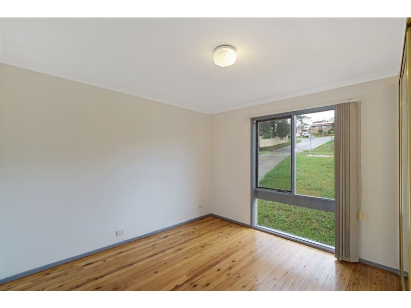 15 Peggotty Avenue, Ambarvale NSW 2560