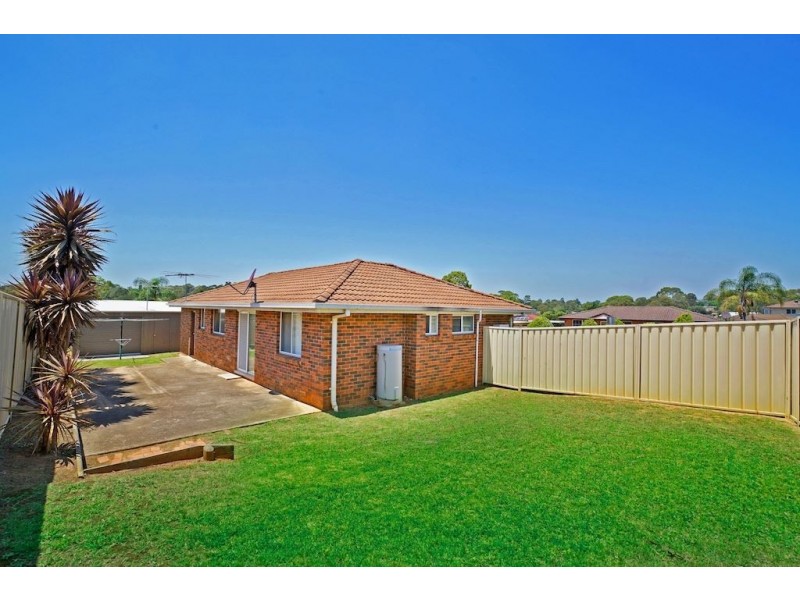 2 Handley Place, Raby NSW 2566