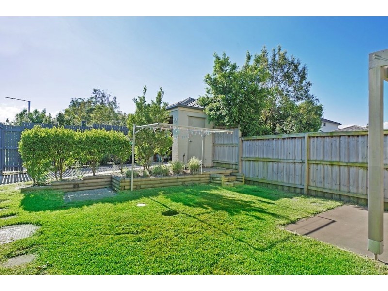 43 Hadlow Avenue, Glenfield NSW 2167