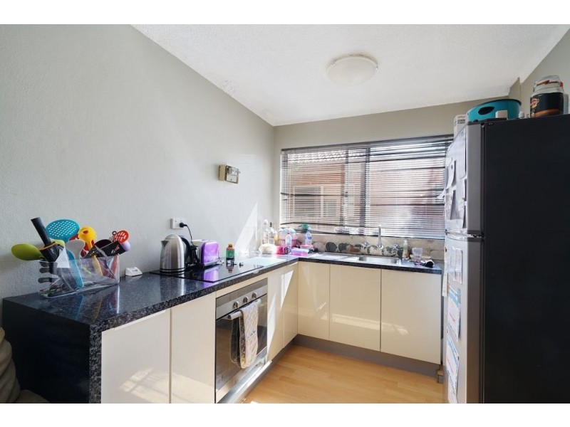 3/180 Lindesay Street, Campbelltown NSW 2560