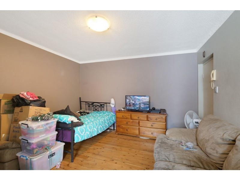 3/180 Lindesay Street, Campbelltown NSW 2560