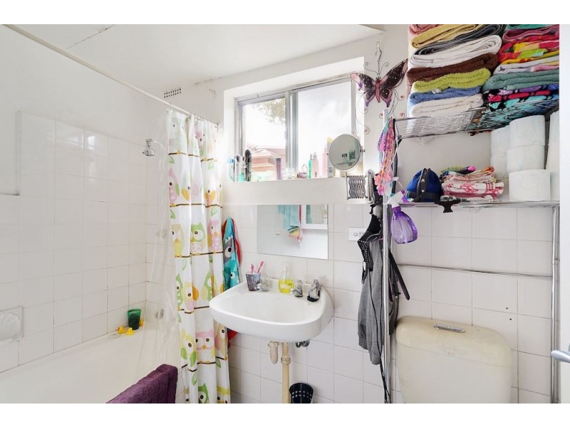 3/180 Lindesay Street, Campbelltown NSW 2560