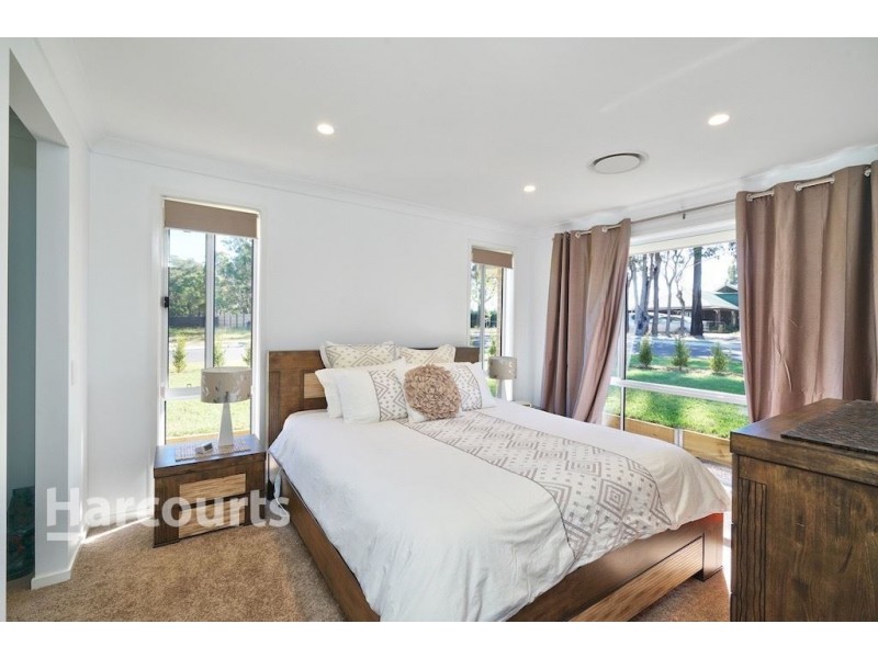 27 Collett Circuit, Appin NSW 2560