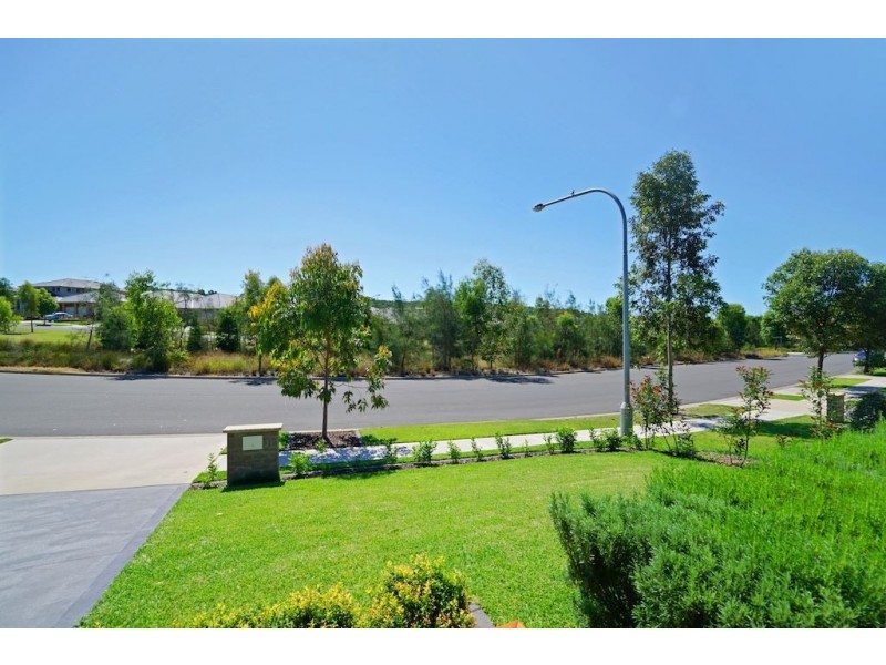 35 Swansona Avenue, Mount Annan NSW 2567