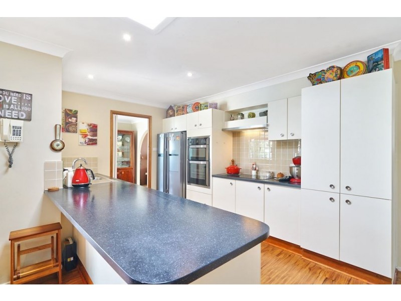 16 Corunna Avenue, Leumeah NSW 2560