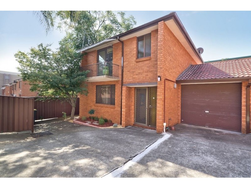 5/32 Broughton Street, Campbelltown NSW 2560