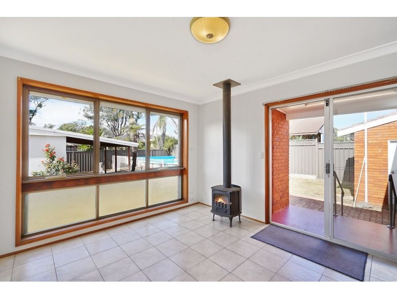 20 Macquarie Avenue, Leumeah NSW 2560