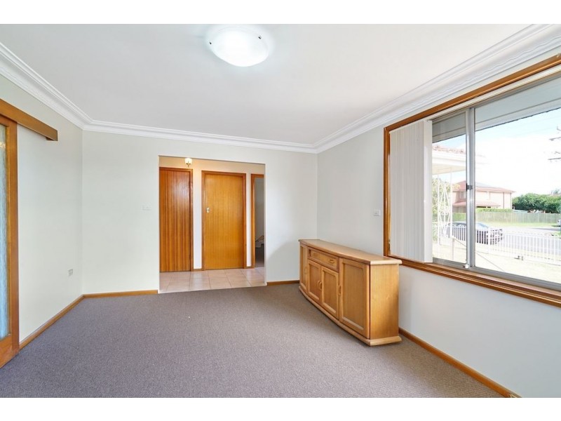 20 Macquarie Avenue, Leumeah NSW 2560