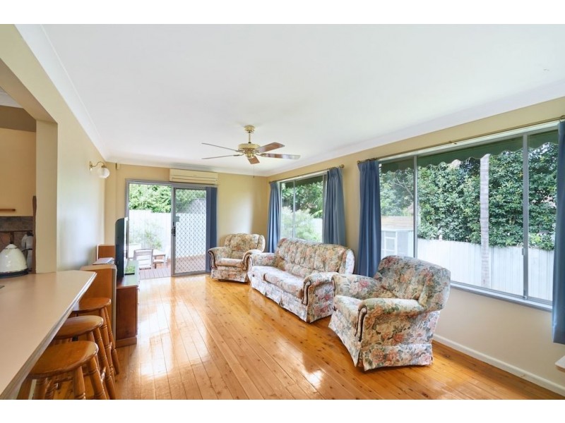46 Tallowwood Crescent, Bradbury NSW 2560