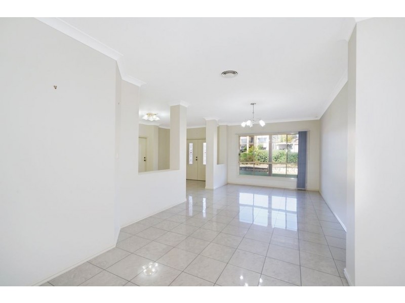 128 Englorie Park Drive, Glen Alpine NSW 2560