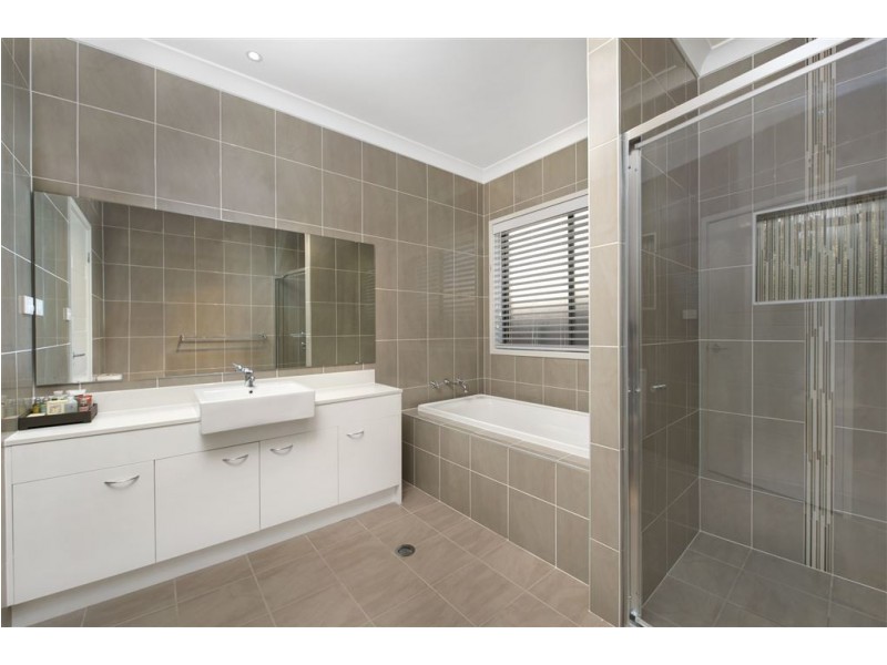 13 Beechworth Parade, Harrington Park NSW 2567