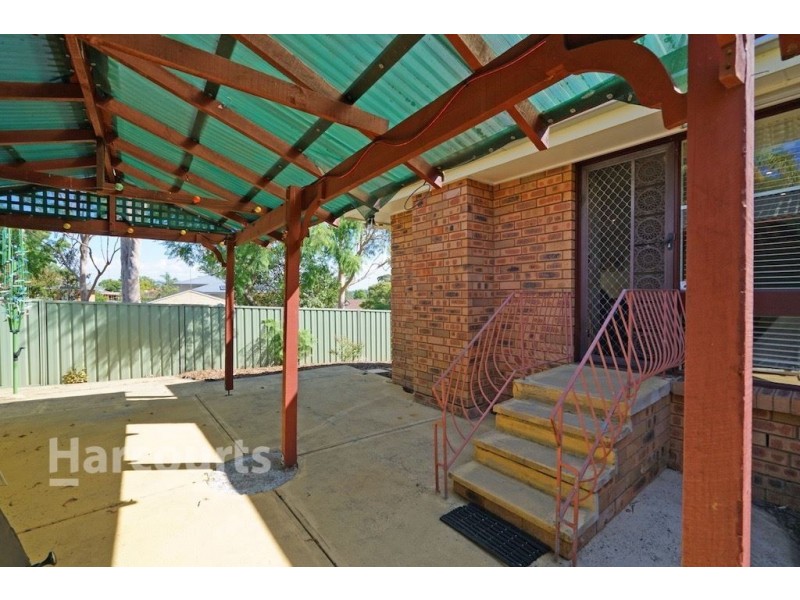 49 Manooka Crescent, Bradbury NSW 2560