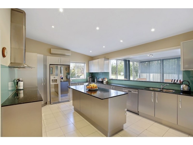 239 Georges River Road, Kentlyn NSW 2560
