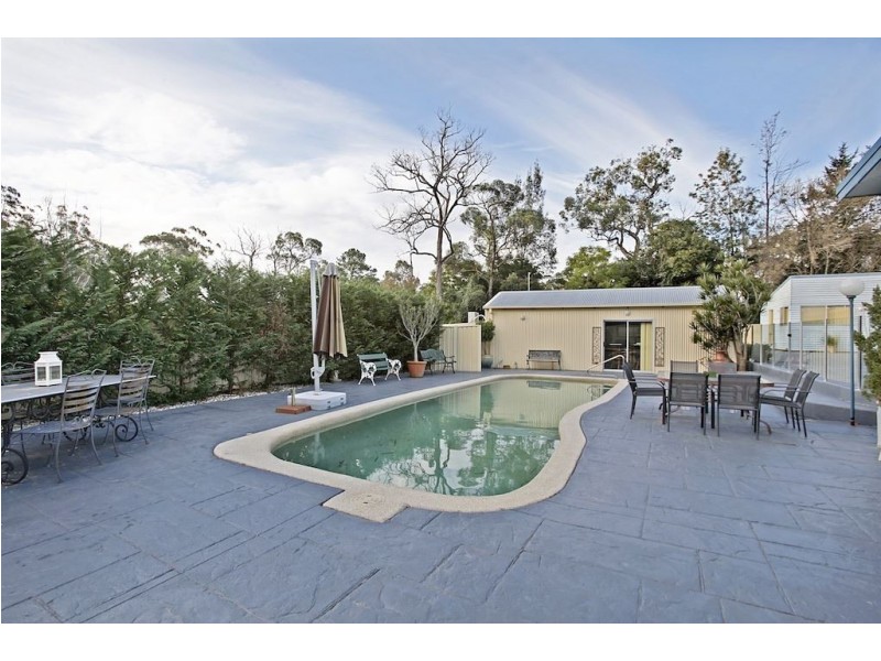 239 Georges River Road, Kentlyn NSW 2560