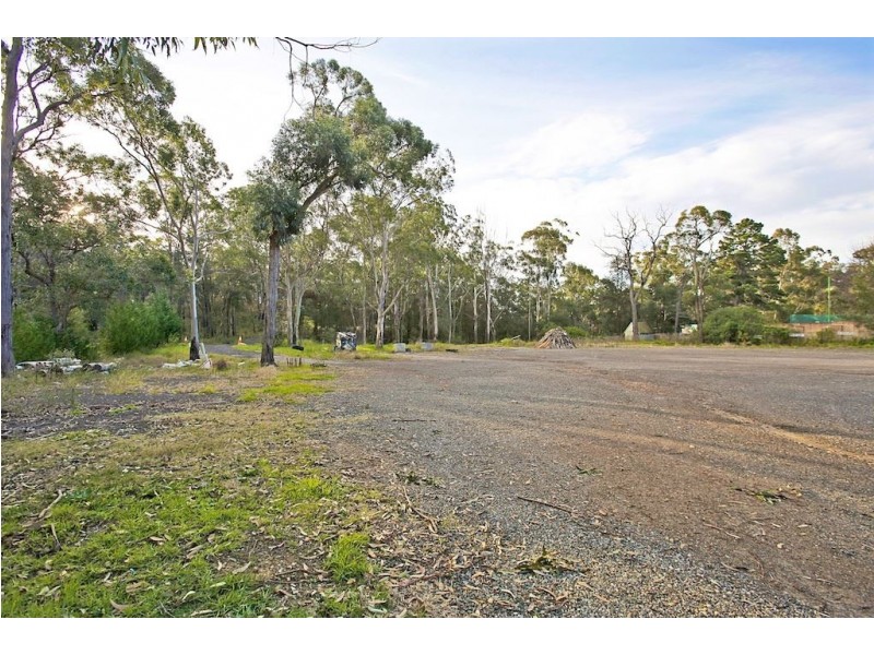 239 Georges River Road, Kentlyn NSW 2560