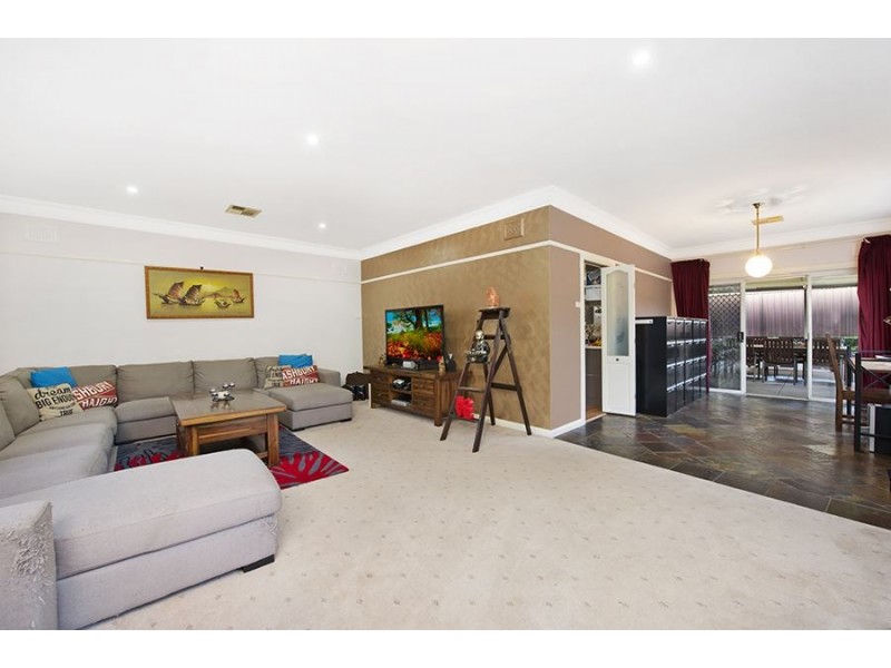 17 Macnamara Place, Appin NSW 2560