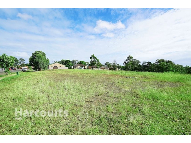 30 Whitechapel Road, Ambarvale NSW 2560