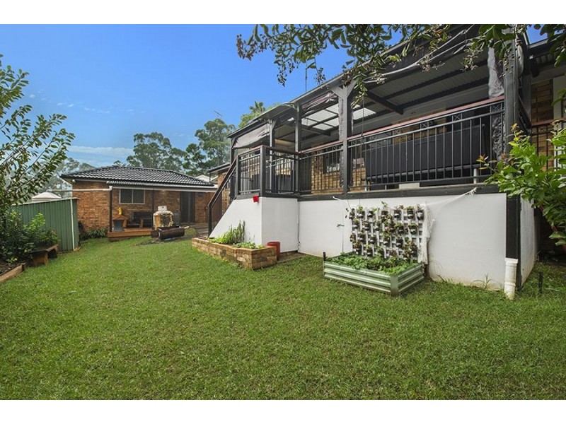 6 Rudge Place, Ambarvale NSW 2560