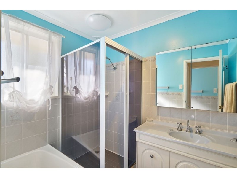 32 Kimberley Street, Leumeah NSW 2560