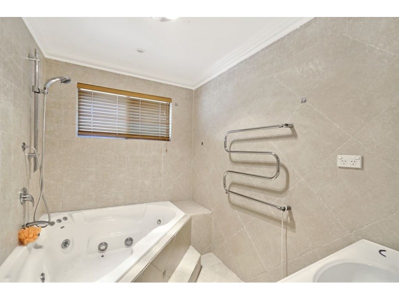 3 Alliott Street, Bradbury NSW 2560