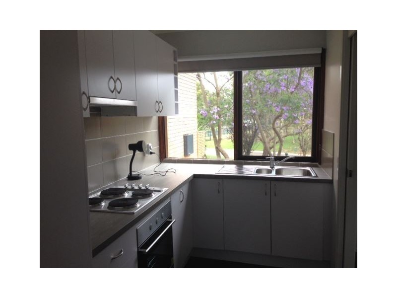 5 Airdsley Lane, Bradbury NSW 2560