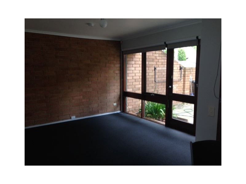 5 Airdsley Lane, Bradbury NSW 2560