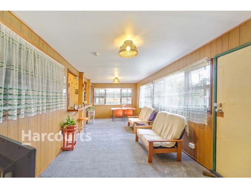 16 Treelands Avenue, Ingleburn NSW 2565