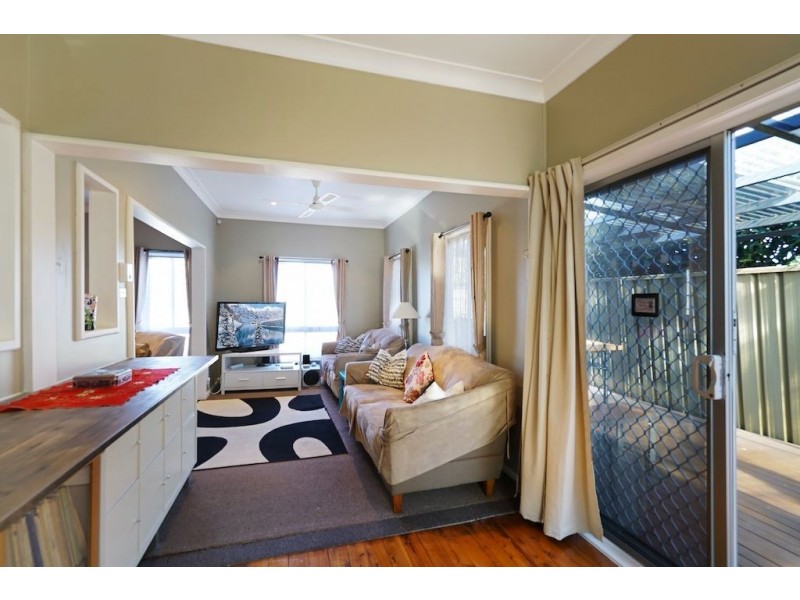 145 Lindesay Street, Campbelltown NSW 2560