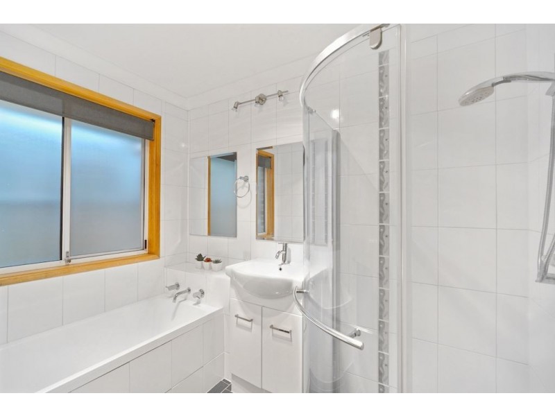 21 George Caley Place, Mount Annan NSW 2567