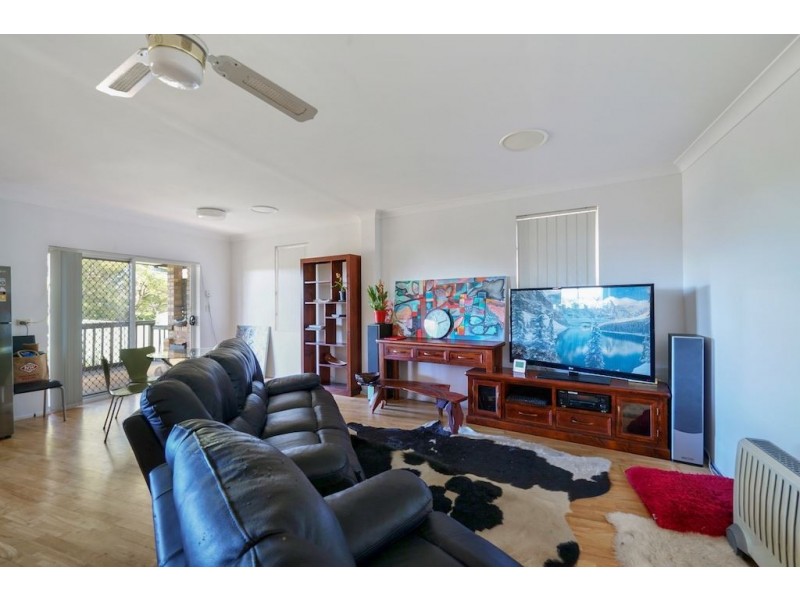 27 Trotwood Avenue, Ambarvale NSW 2560