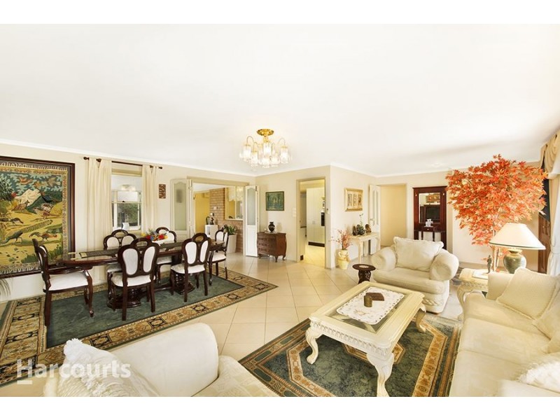 6 Dassault Close, Raby NSW 2566