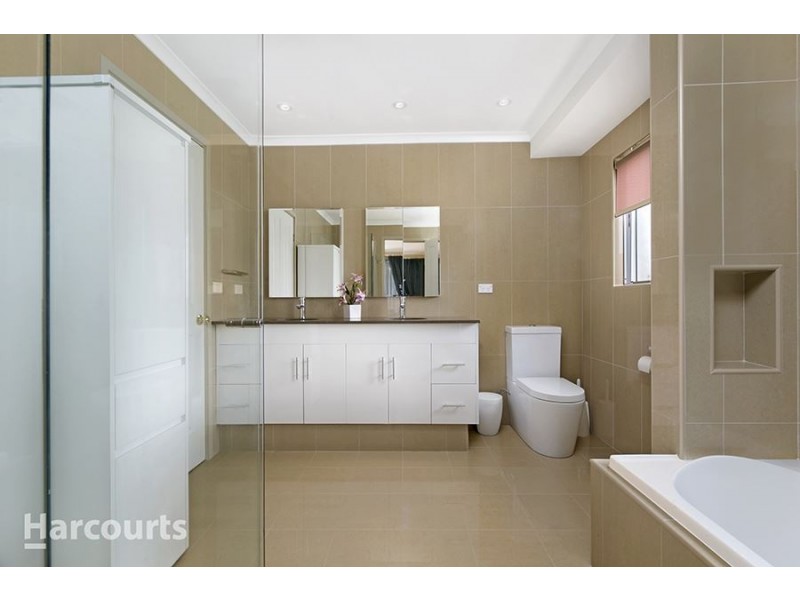 6 Dassault Close, Raby NSW 2566