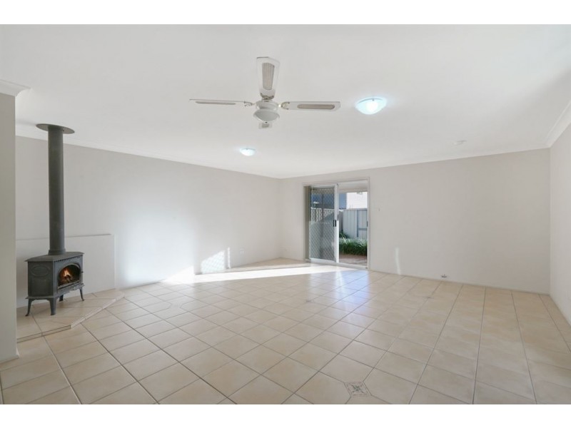 16a Cusack Close, St Helens Park NSW 2560