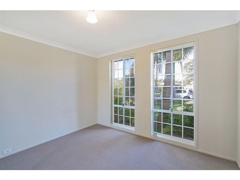 16a Cusack Close, St Helens Park NSW 2560