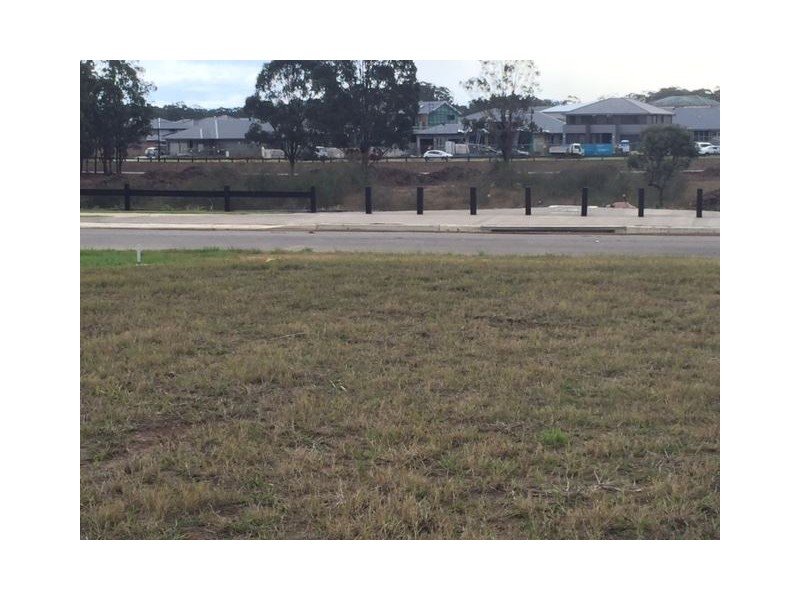 24 Cogrington Drive, Harrington Park NSW 2567