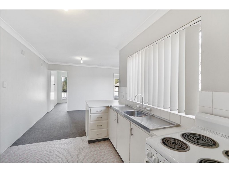1/91 Waminda Avenue, Campbelltown NSW 2560