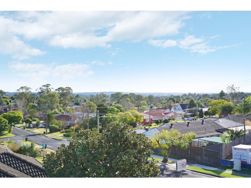 1/91 Waminda Avenue, Campbelltown NSW 2560