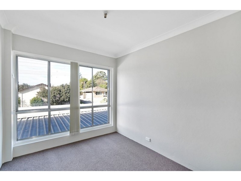 1/91 Waminda Avenue, Campbelltown NSW 2560