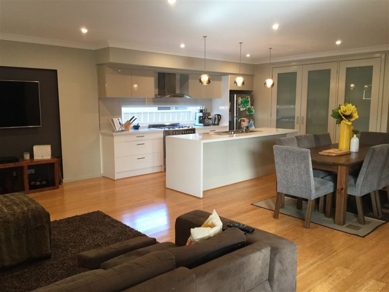 13 GEOGHEGAN CIRCUIT, Oran Park NSW 2570