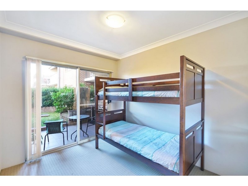 6/41 Woodhouse Drive, Ambarvale NSW 2560