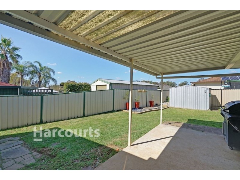 9 Namatjira Close, Eagle Vale NSW 2558