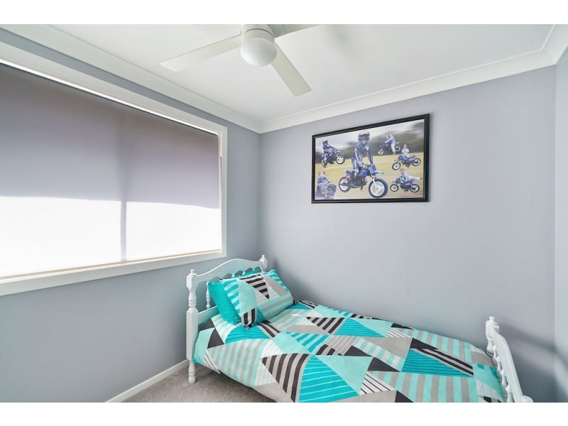 13 Moselle Place, Eschol Park NSW 2558