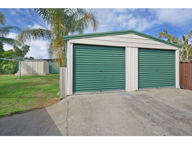 13 Moselle Place, Eschol Park NSW 2558