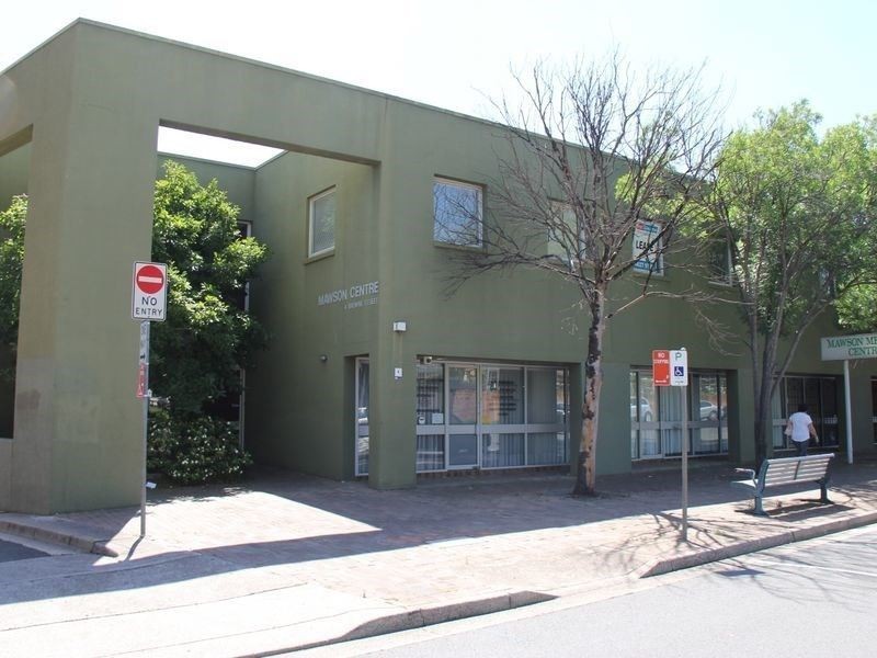 2/2-4 Browne Street, Campbelltown NSW 2560