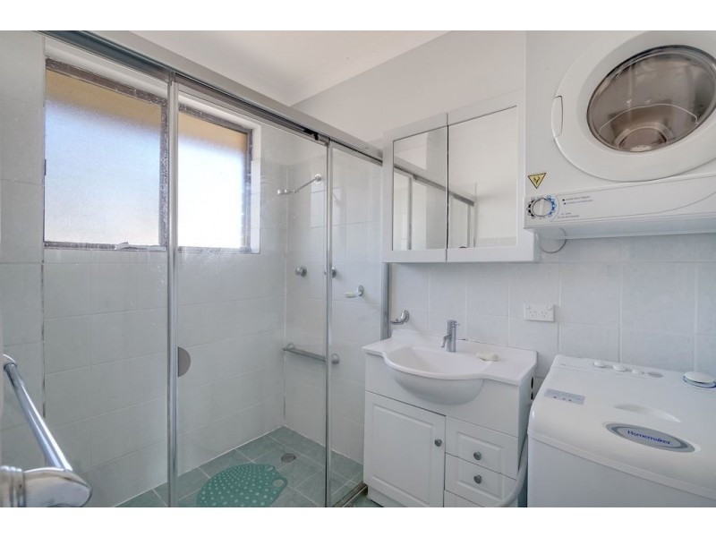 4/18 Sturt Street, Campbelltown NSW 2560