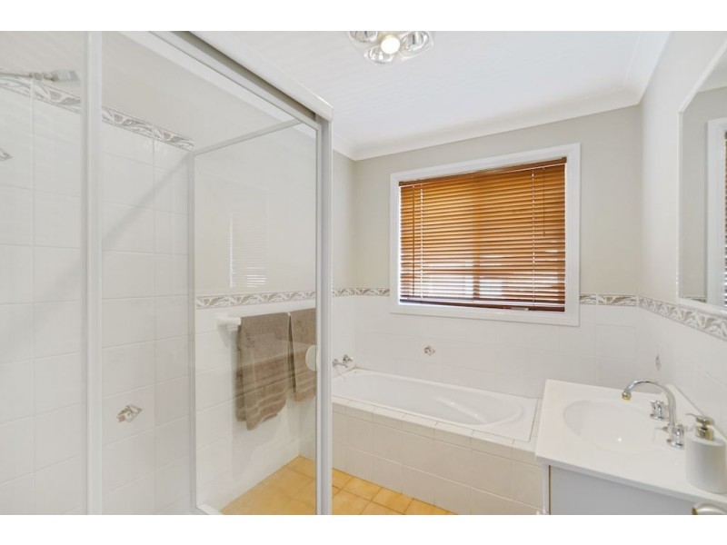 3 Buna Close, Mount Annan NSW 2567