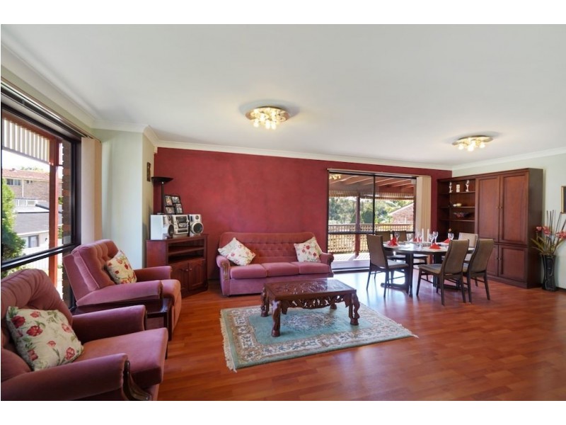 24 Belltrees Close, Glen Alpine NSW 2560