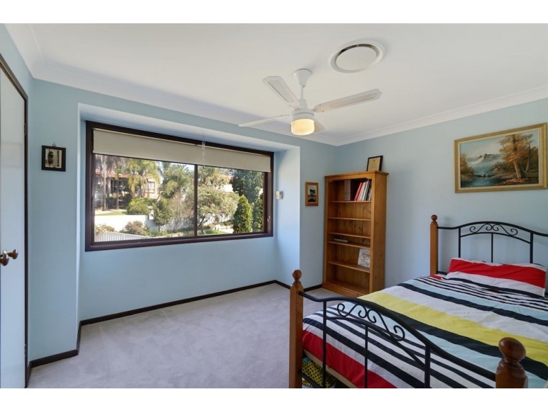 24 Belltrees Close, Glen Alpine NSW 2560