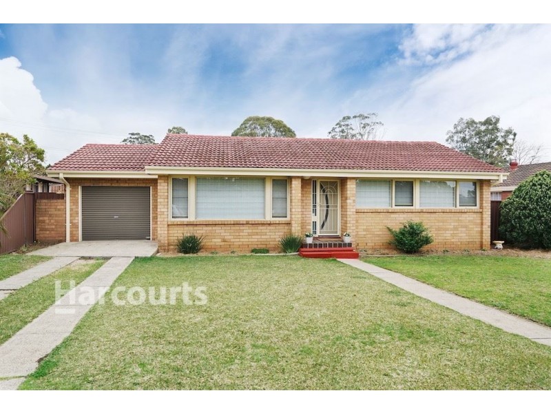7 Weemala Crescent, Bradbury NSW 2560
