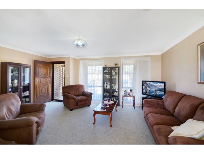 56 Stranraer Drive, St Andrews NSW 2566